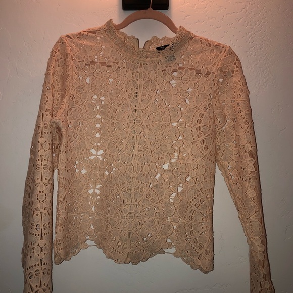 Tops - Pink long sleeve lace top
